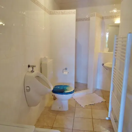Pensjonat Ana 3*