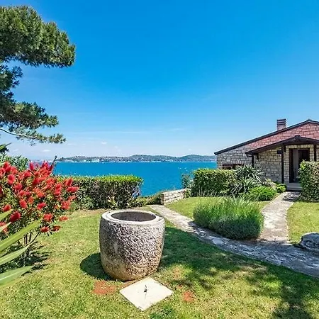 Gasthuis Casa Ana Istria 1 3*